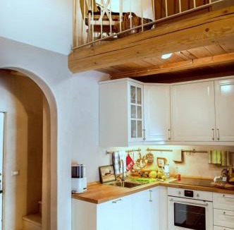 Calenzano House | Sustainable Farmhouse In The Tuscan Countryside