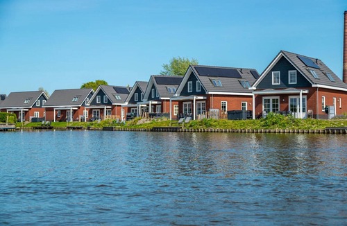Medemblik Villa | Sustainable Water Villa With Sauna