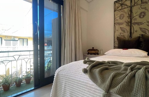 Scott Estate Apartment | Sweet Dreams Village Square