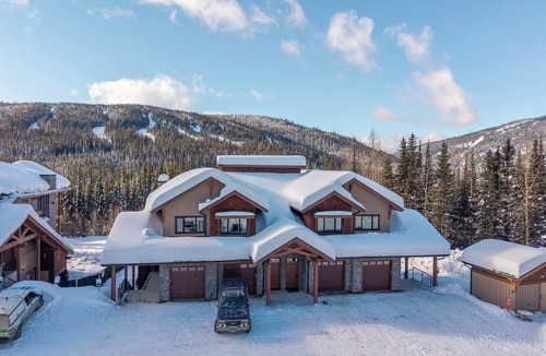 Sun Peaks House | Switchback Creek Condo 1