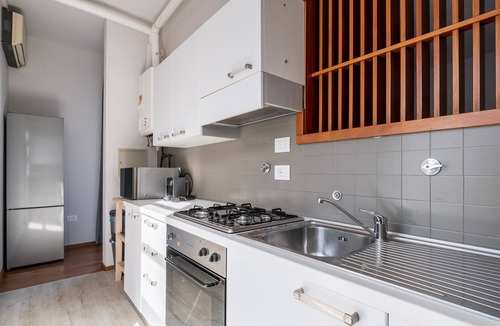 Savena Condo | Tagliacozzi Suites Apartment
