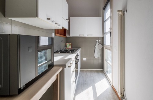 Savena Condo | Tagliacozzi Suites Apartment