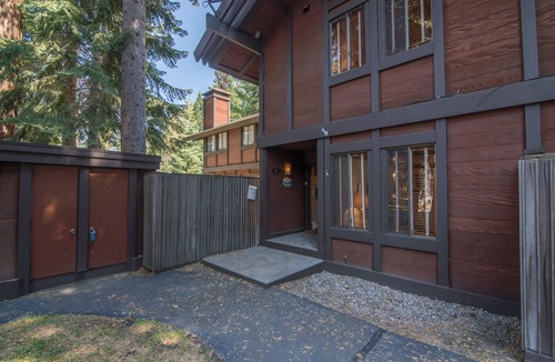 Tahoe Tavern Condo | Tahoe Tavern 3 Bed 2 bath Condo