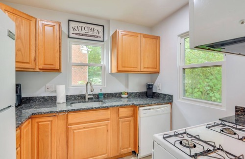 Takoma Park Apartment | Takoma Park Apartment: Trail Access, 8 Mi to DC!
