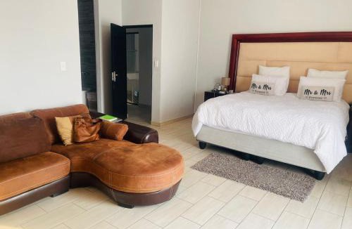 Pixley ka Seme House | Tan Ridge Hill