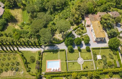 Montecalvoli Villa | Tenuta Santa Colomba - Happy Rentals