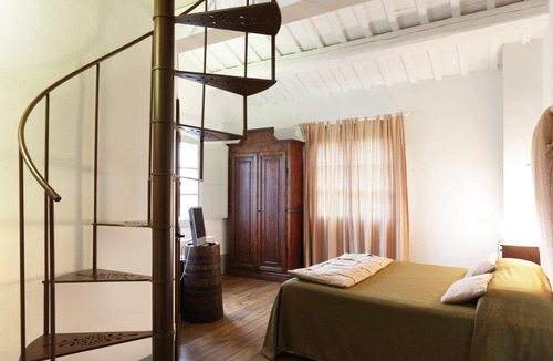 Urbino House | Tenuta Santi Giacomo e Filippo
