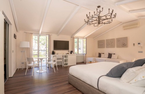 Riomaggiore House | Terra Prime Suite
