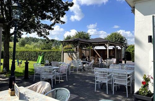 Berkhout Ski Chalet | TETchalet met wellness tuin