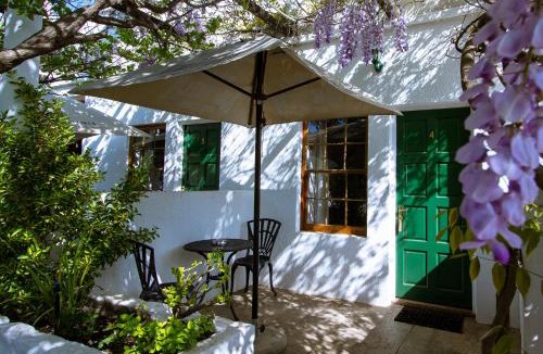 Colesberg Bed & Breakfast | The Barracks