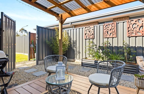 Vincentia House | The Bayswood Retreat on Moona Creek by Experience Jervis Bay