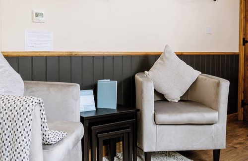 Ladbroke Hotel | The Bell Inn