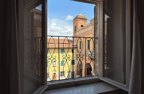 Lari Apartment | The Bell Tower of Lari