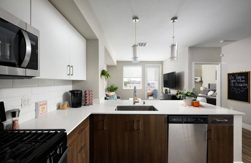 Orange Apartment | The Belladonna at Main Place - MAJOR INTERNATIONAL SPORTING EVENT Ready!