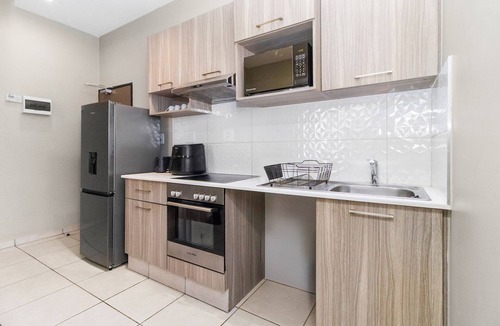 Greater Johannesburg Metropolitan Area Apartment | The Bolton Unit 130 - One Bedroom Apartment, Sleeps 2