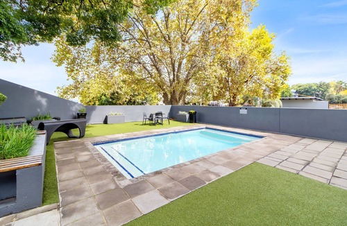 Greater Johannesburg Metropolitan Area Apartment | The Bolton Unit 130 - One Bedroom Apartment, Sleeps 2