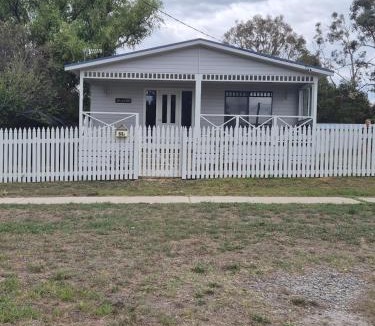 Braidwood House | The Bungalow On Wilson