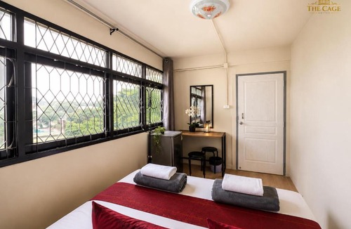Chong Nonsi House | The Cage Suites
