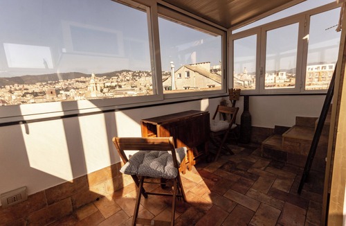 Carignano Apartment | The Captain's Cabin