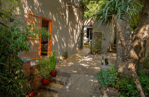 Parkview Cottage | The Charming Parkview Village - Complete With Delightful Shops, Delis, Restauran