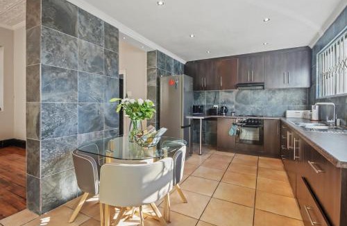 Cape Town City Centre House | The Classic Woodstock Cottage