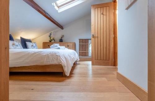 Shottery House | The Coach House - Cosy Retreat in Warwickshire!