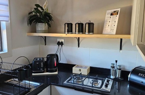 Krugersdorp Apartment | The Cozy Cottage - Noordheuwel