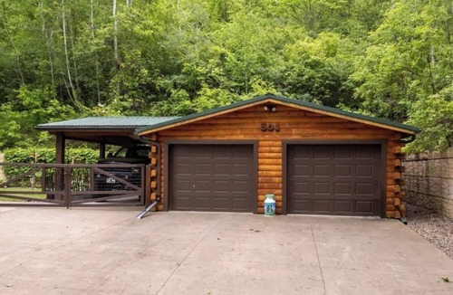 Wabasha Cabin | The Cozy Family Cabin in Wabasha near Downtown