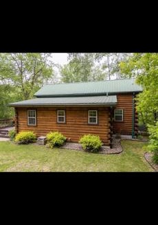 Wabasha House | The Cozy Family Cabin in Wabasha near Downtown