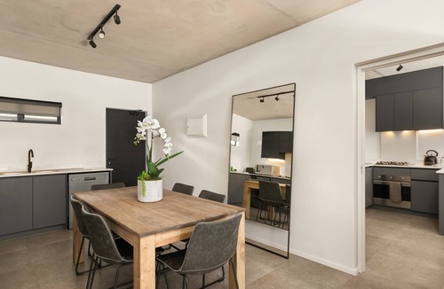 Greater Johannesburg Metropolitan Area Apartment | The Cozy Hyde l 2 Bed