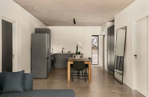 Greater Johannesburg Metropolitan Area Apartment | The Cozy Hyde l 2 Bed