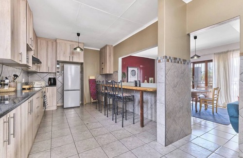 Greater Johannesburg Metropolitan Area Apartment | The Cozy Three Bedroom Home with back up water