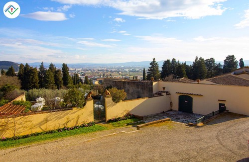 Calenzano Apartment | The Cypresses of San Donato