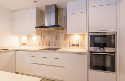 Bangkok Central Business District Villa | The Designer 49 Villa