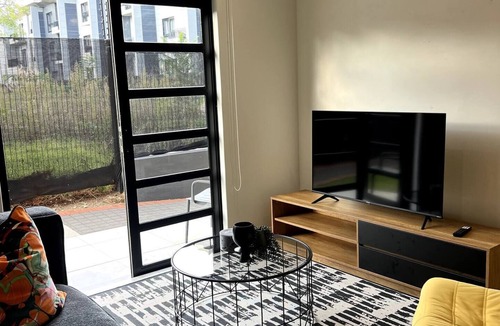 Greater Johannesburg Metropolitan Area Apartment | The Fitz Apartment
