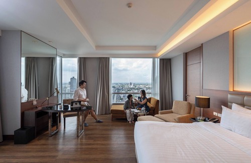 Hua Mak Hotel | The Grand Fourwings Convention Hotel