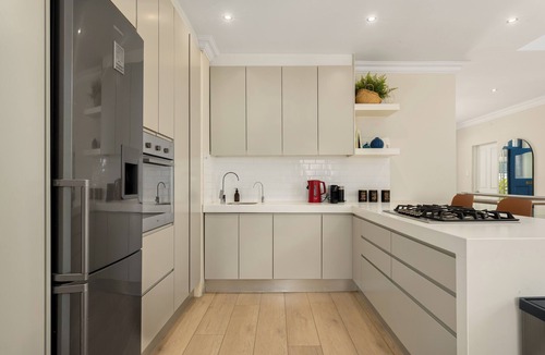 Green Point Apartment | The Happy House Green Point – Pool, Parking