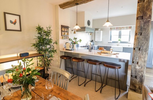 Armscote Cottage | THE HYDE, family friendly, luxury holiday cottage in Newbold On Stour