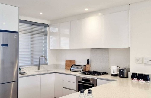Century City Apartment | The Island Club by Smart City Stays