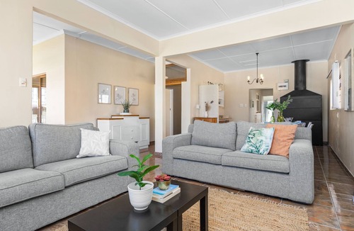 Kleinmond House | The Kleinmond Cottage