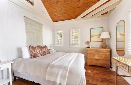 Selkirk House | The LakeHouse on Lake Erie