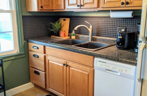 Springfield House | The Lincoln Cottage ~ 4 bedrooms in Central Location