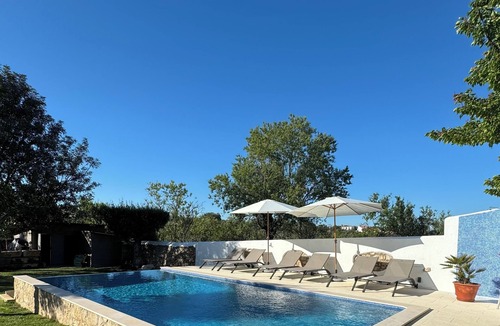 Loule House | The Little Wine House - Maison & Jardin Privés au Calme Proche Albufeira