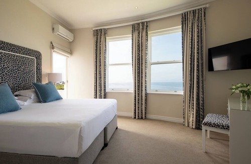 Hermanus City-Centre Hotel | The Marine Hermanus