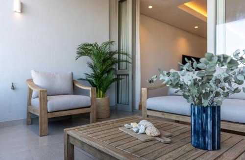 Hermanus City-Centre Apartment | The Mira Hermanus Whale Watcher Haven 203