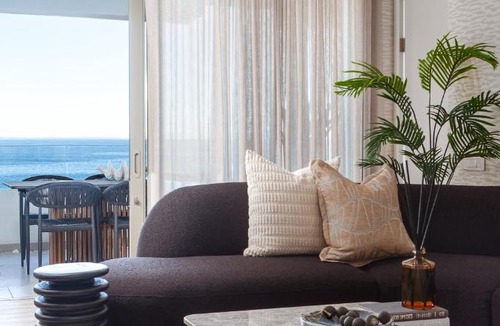 Hermanus City-Centre Apartment | The Mira Hermanus Whisperer Whales Oasis 302