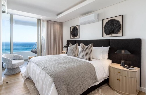 Hermanus City-Centre Apartment | The Mira Hermanus Whisperer Whales Oasis 302