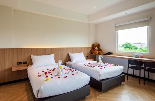 Khlong Nung Hotel | The Moment Hotel