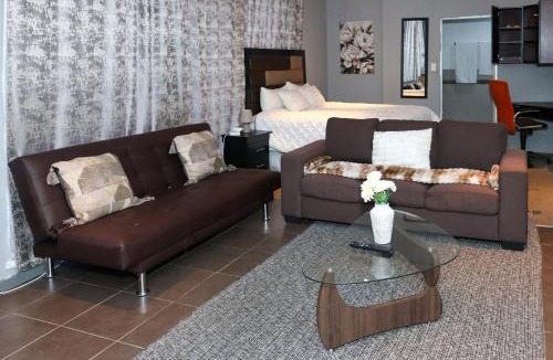 Downtown Johannesburg Apartment | The Orange Corner III