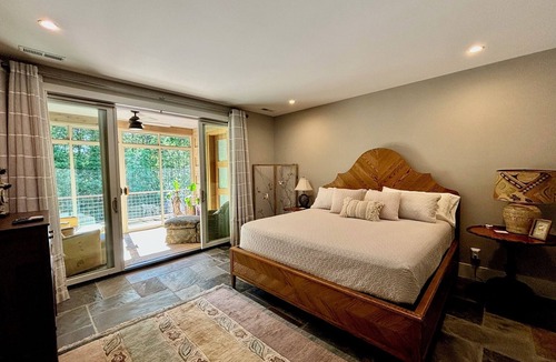 Forsyth County House | The Poet's House, Luxury and Solitude on 100 acres